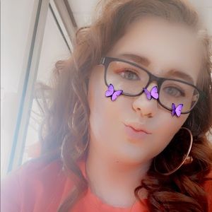 Meet your Posher, Ana